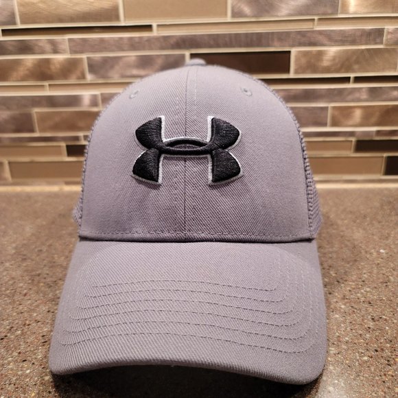 2 Men's Under Armour Hats (Sold Together). 1 UA L/XL Classic Fit. 1 Snapback - Picture 4 of 6